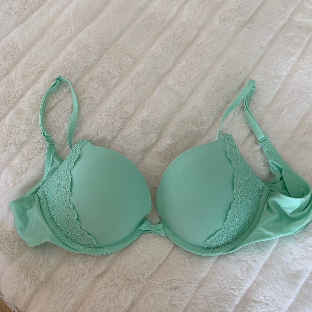 Victoria’s Secret bra